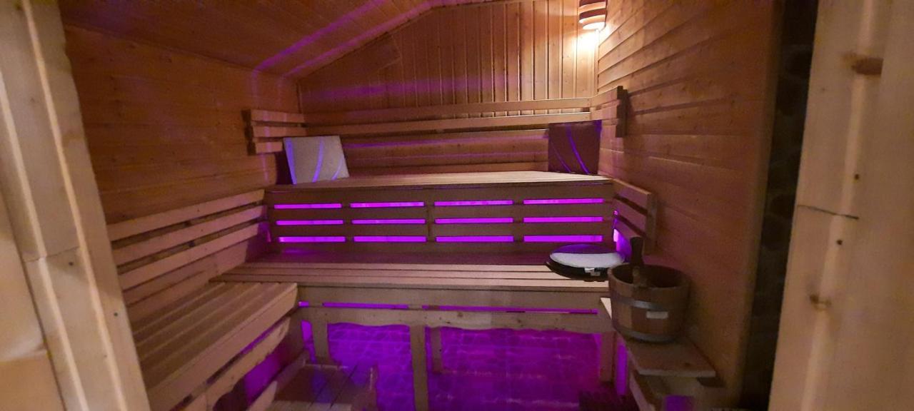 Bungalow Mit Sauna In Einer Ruhige Wald Lage. Grossnaundorf Esterno foto
